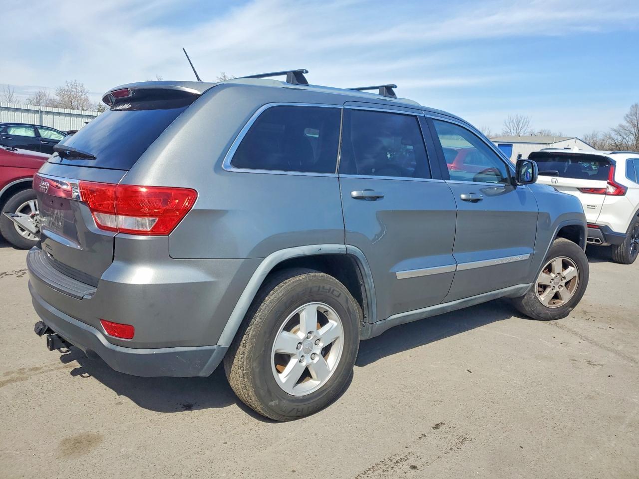 2012 Jeep Grand Cherokee Laredo - Image 3
