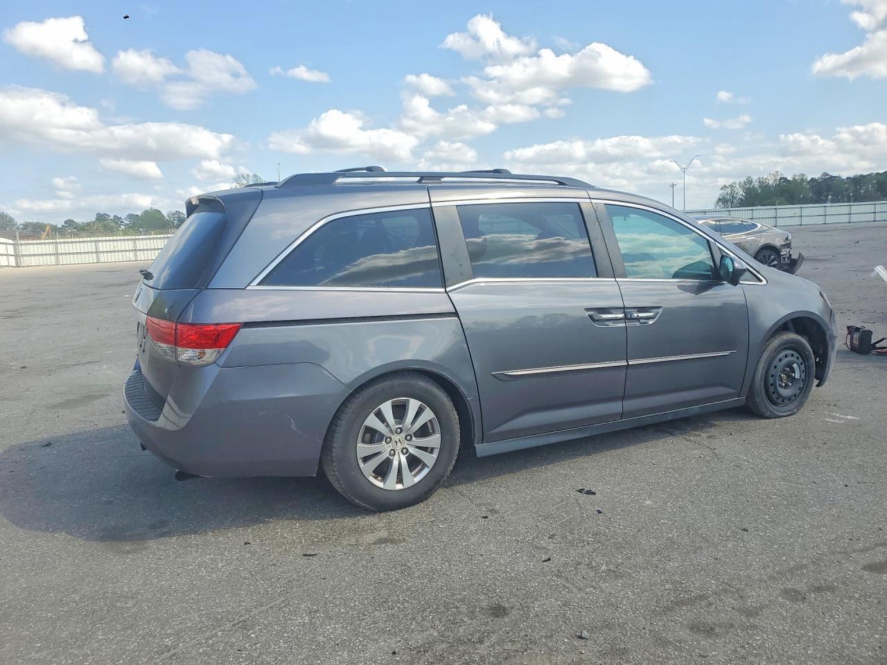 2014 Honda Odyssey Exl - Image 3
