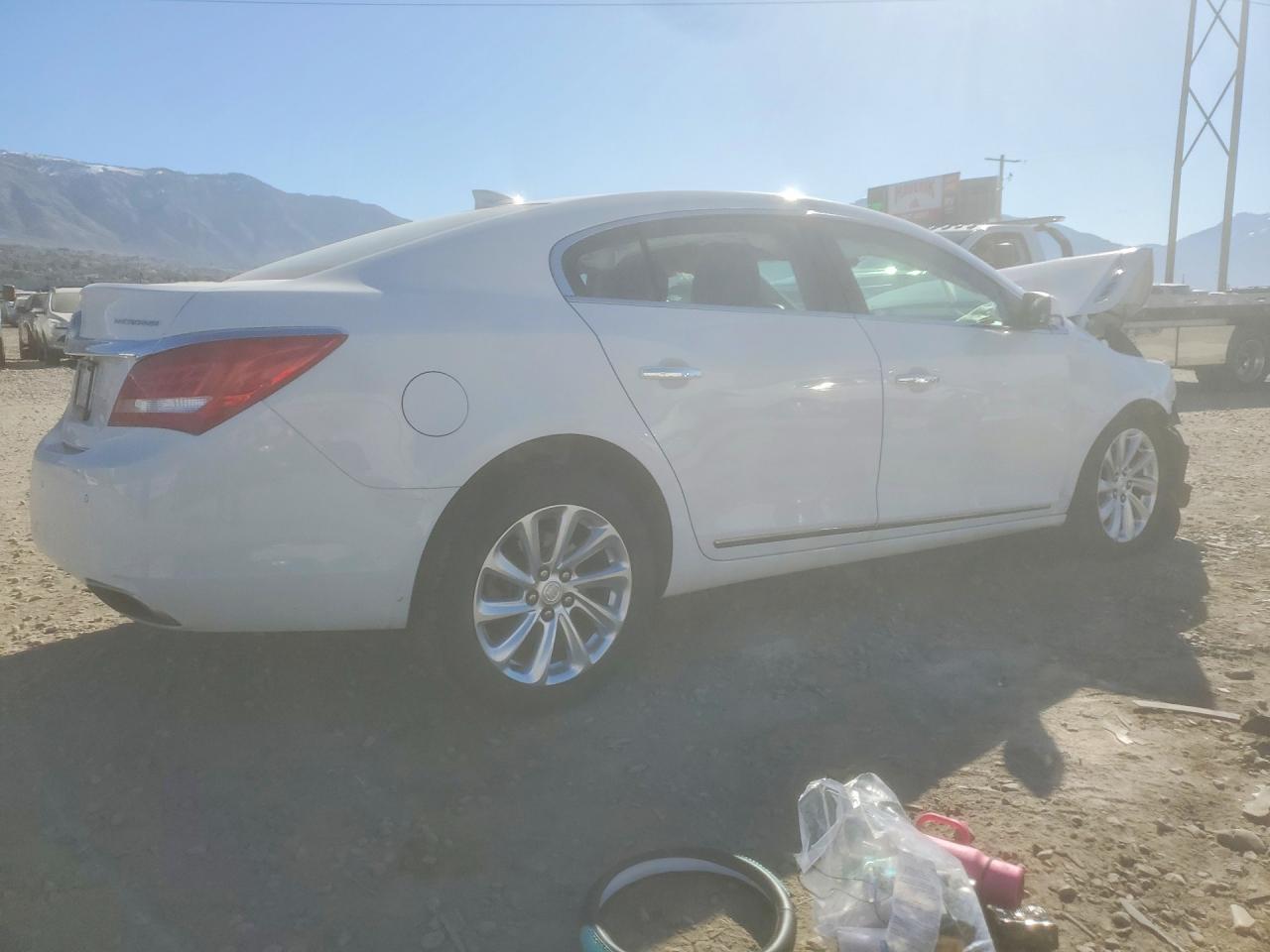 2015 Buick Lacrosse - Image 3