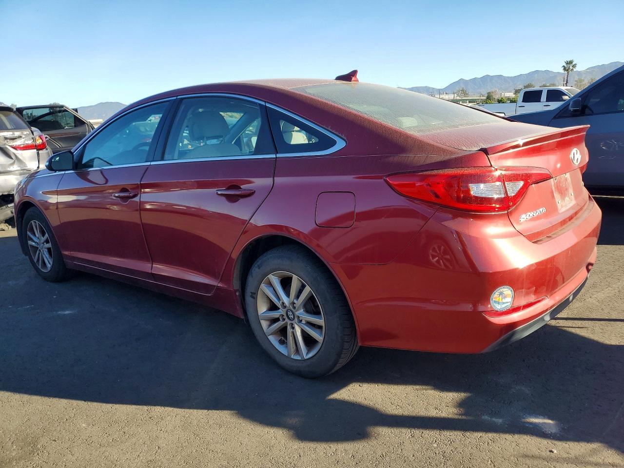 2016 Hyundai Sonata Eco - Image 2