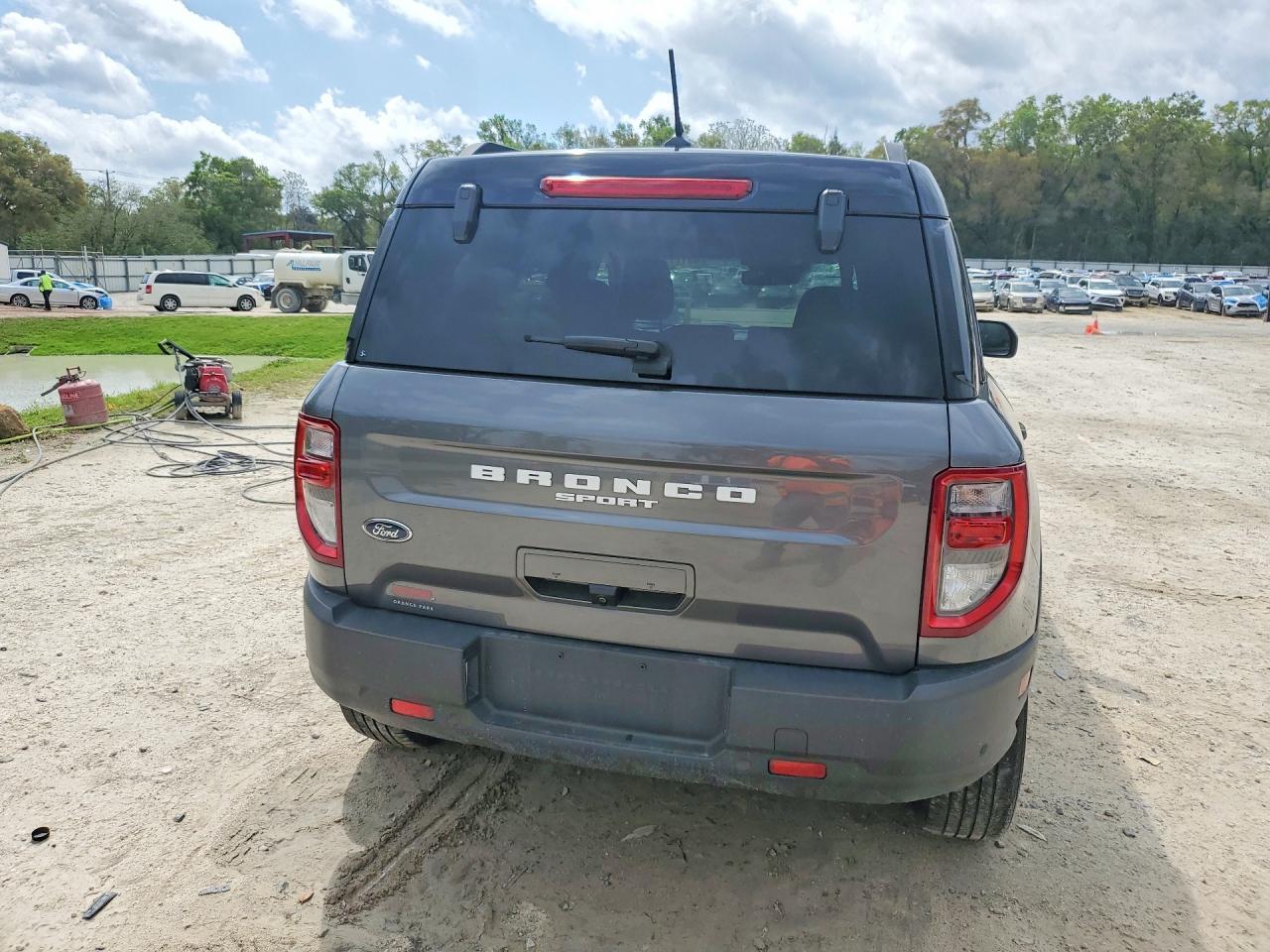 2021 Ford Bronco Sport Outer Banks - Image 6