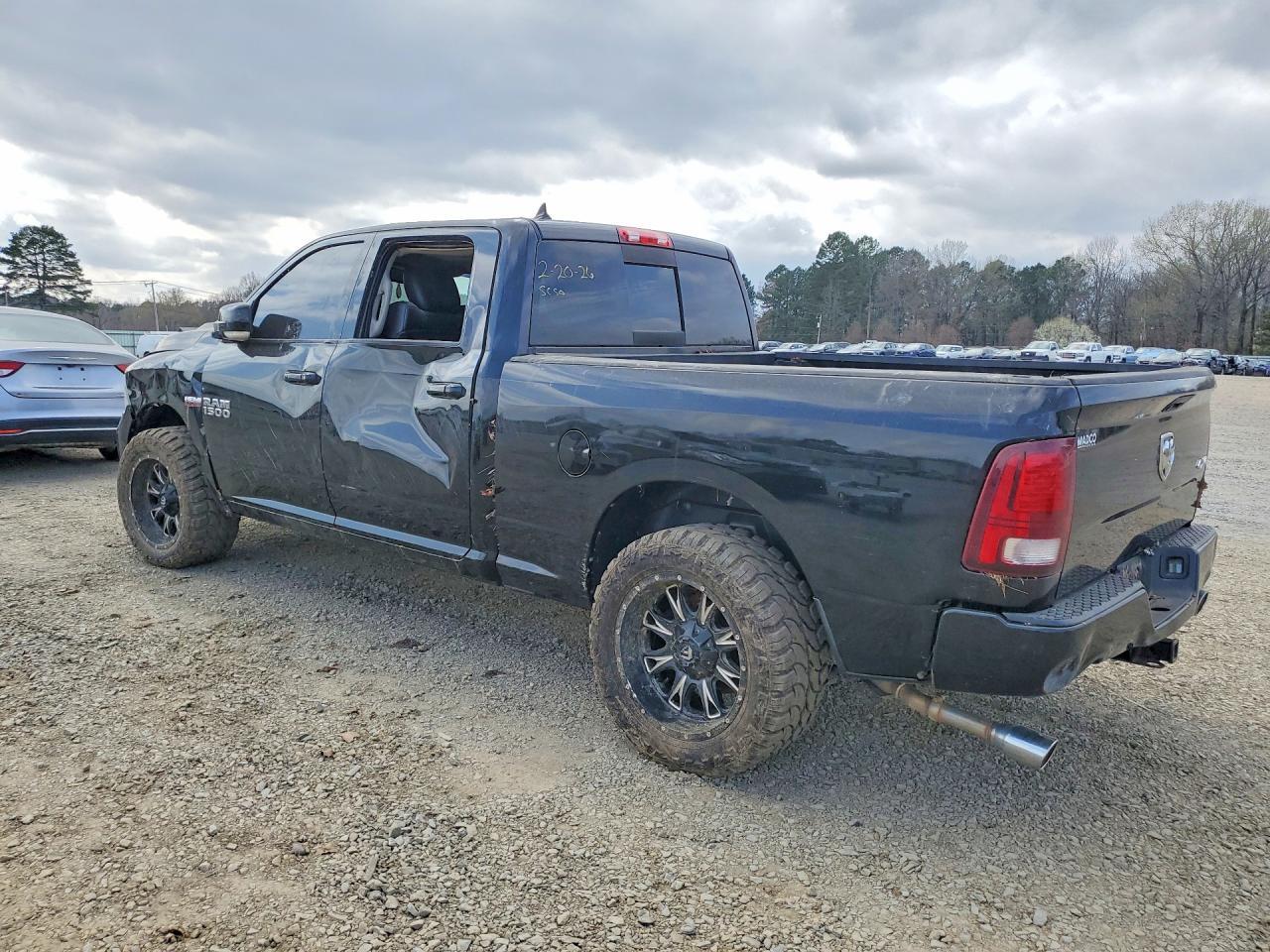 2014 Ram 1500 Sport - Фото 2