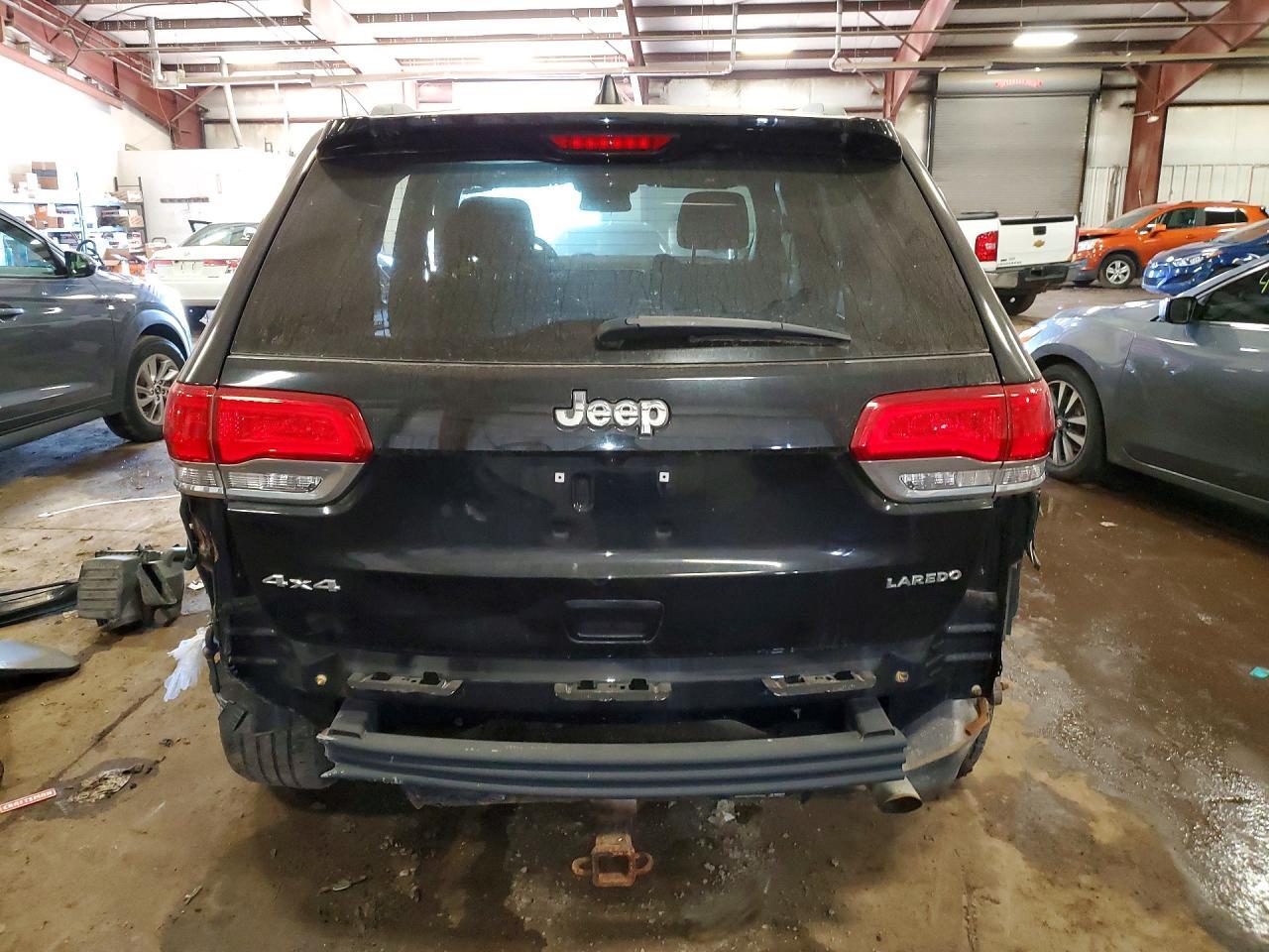 2019 Jeep Grand Cherokee Laredo - Image 6