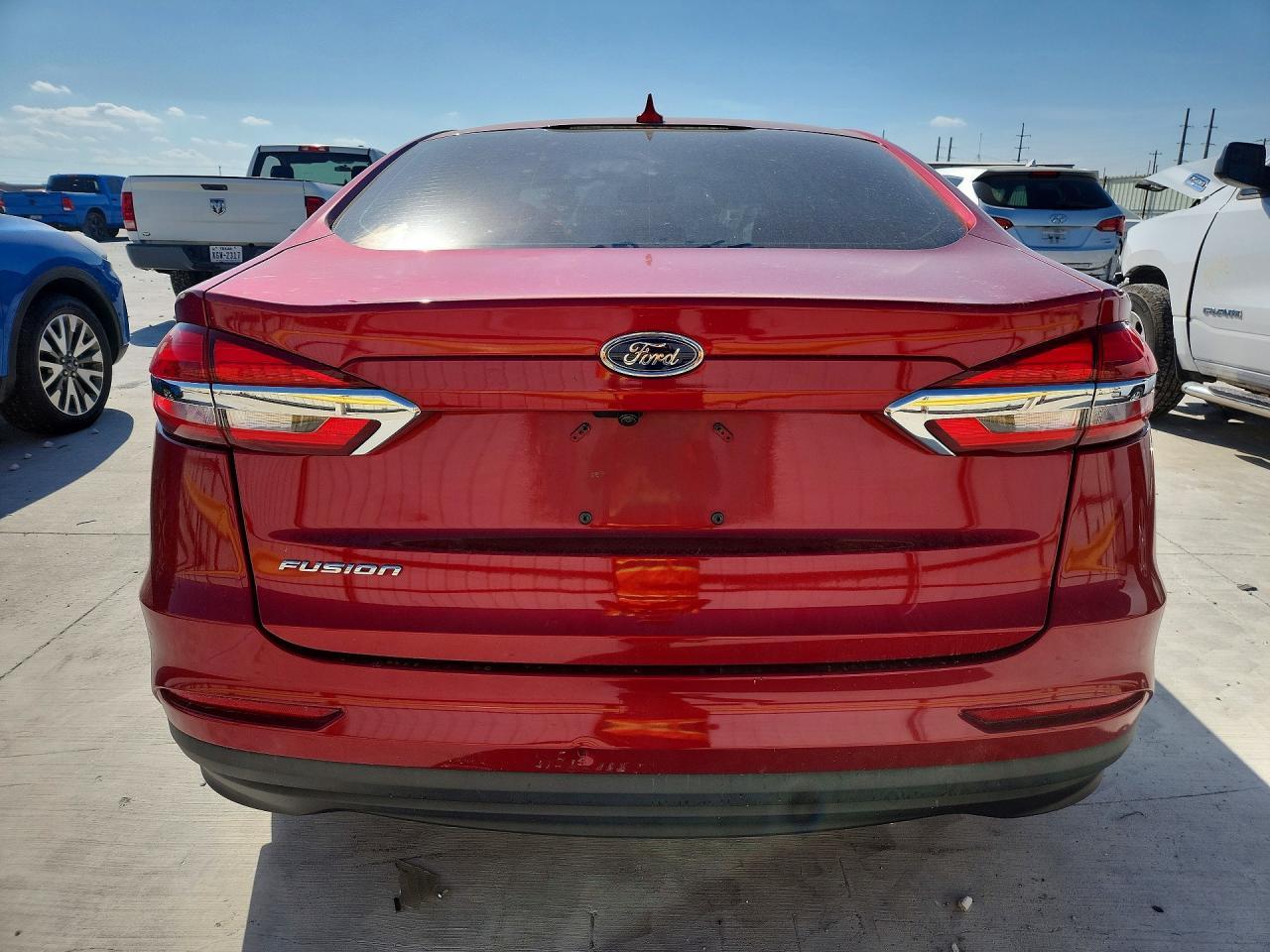 2020 Ford Fusion S - Image 6