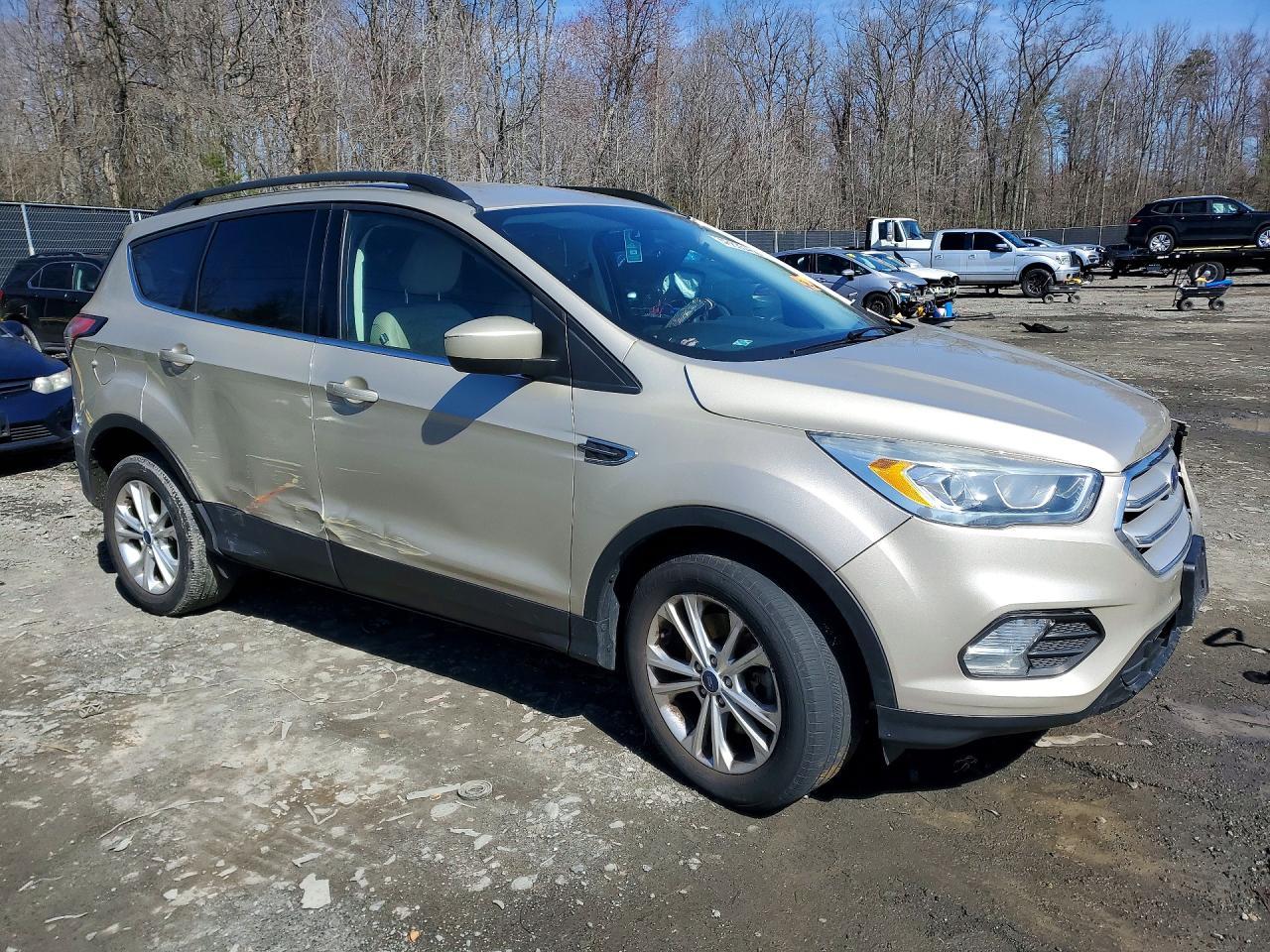 2018 Ford Escape Sel - Image 4