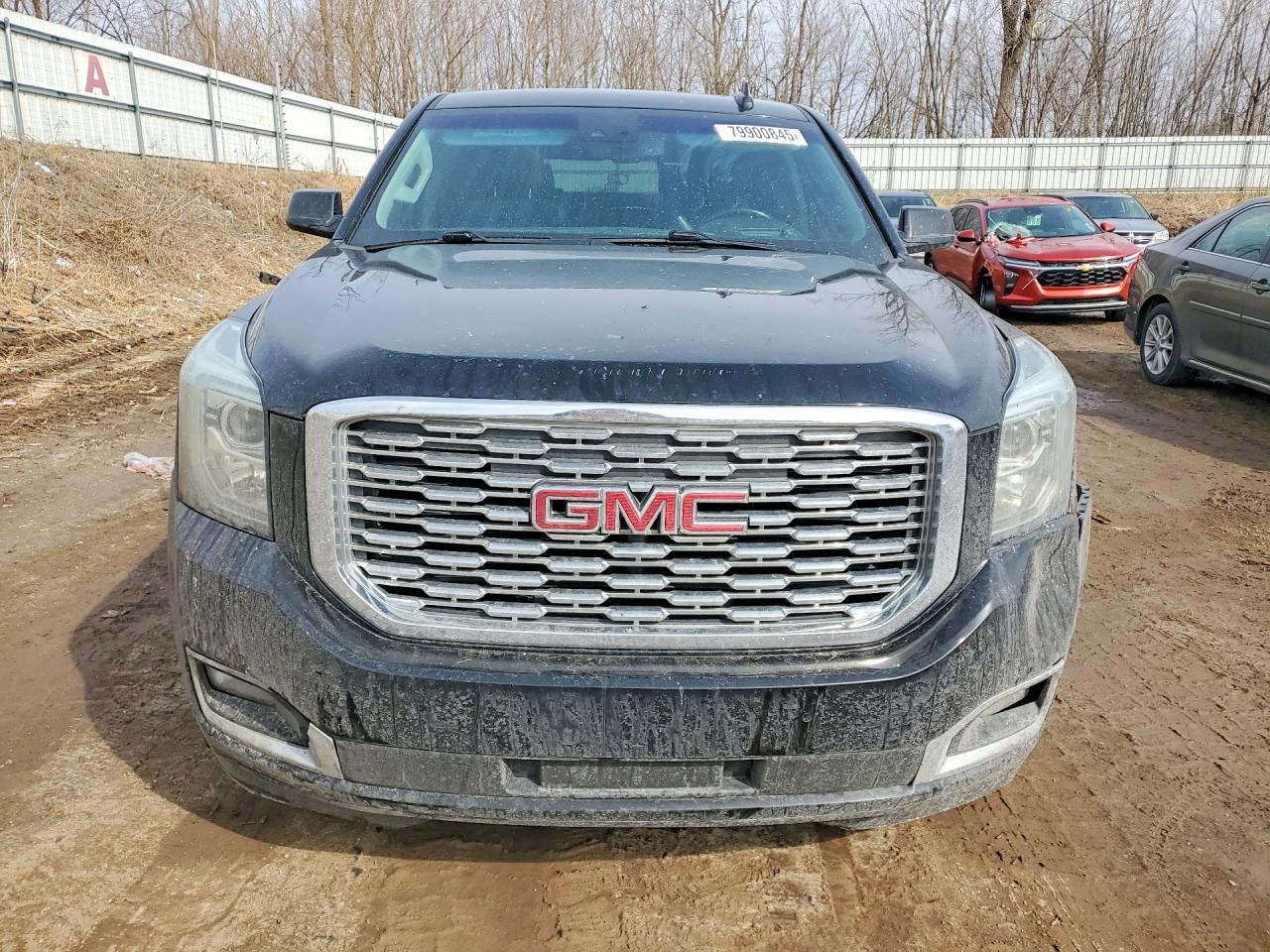 2018 GMC Yukon Denali - Фото 5