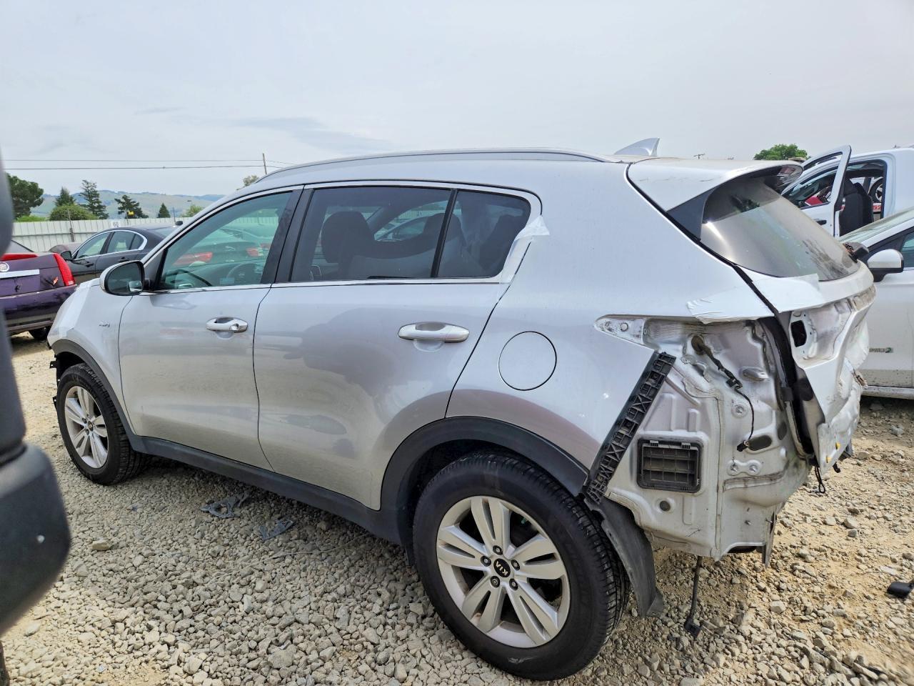 2019 Kia Sportage Lx - Image 2