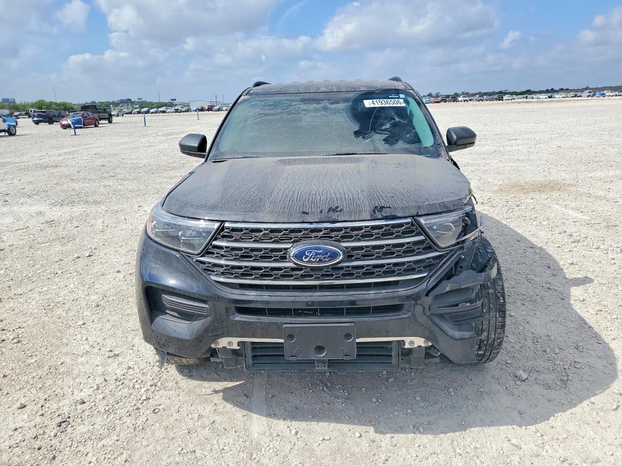 2023 Ford Explorer Xlt - Фото 5