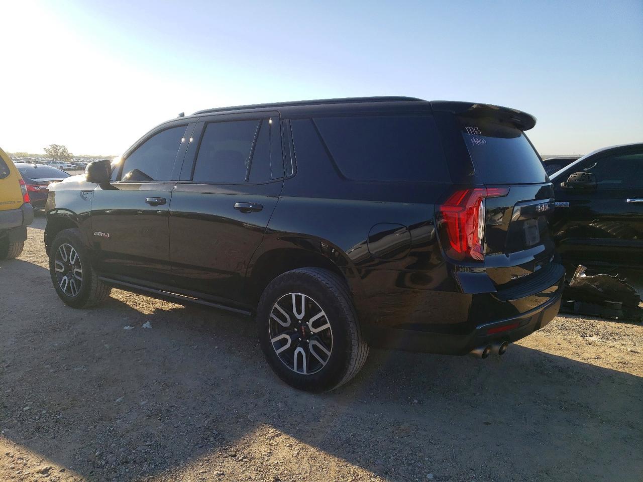 2024 GMC Yukon At4 - Image 2