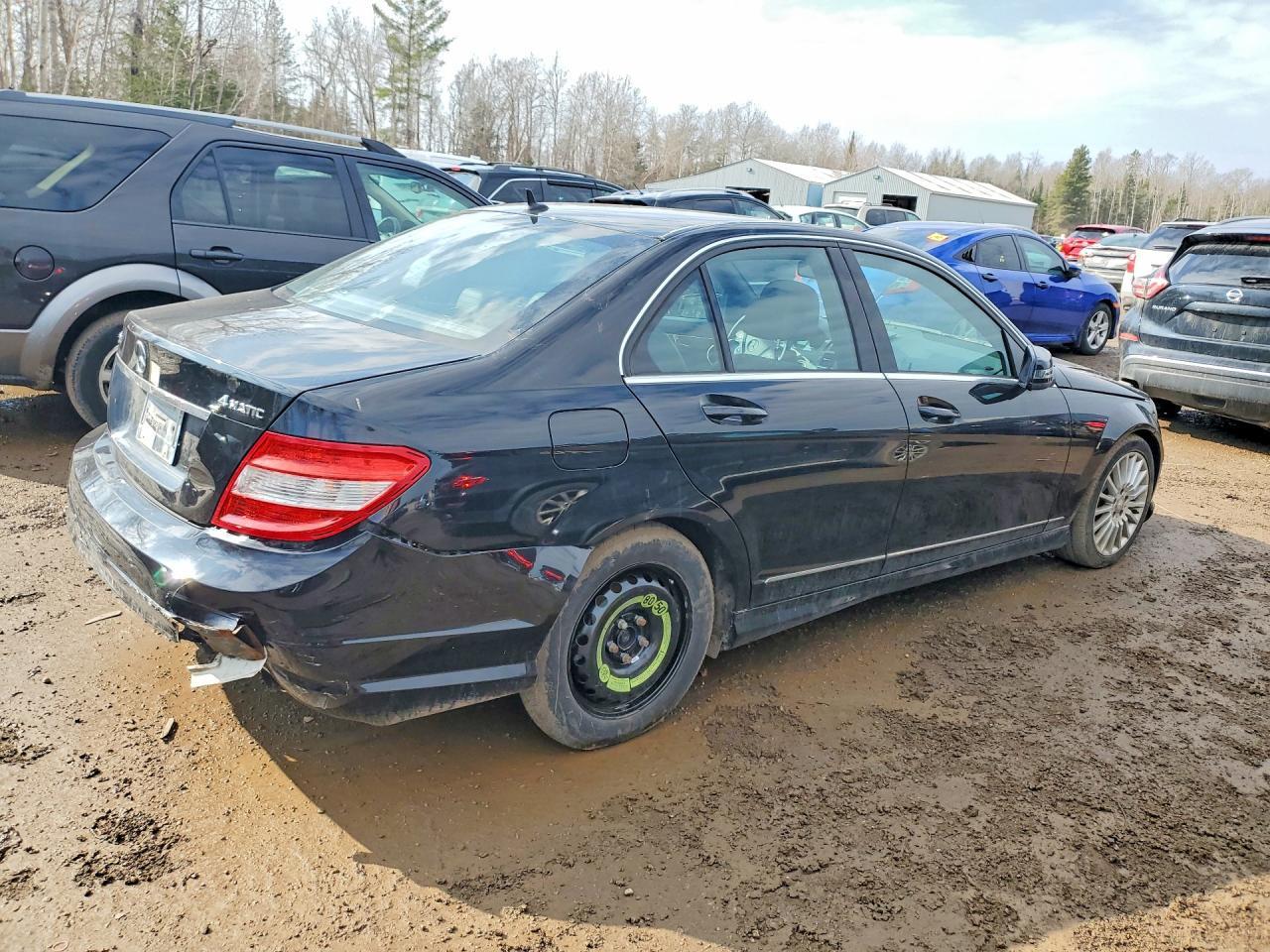 2010 Mercedes Benz C 250 4Matic - Фото 3