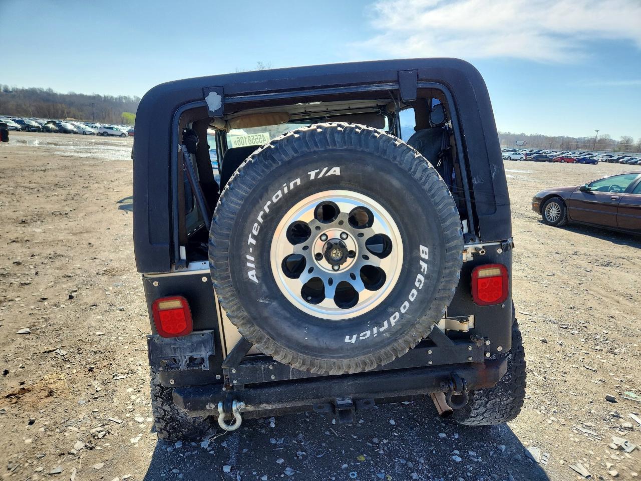 1993 Jeep Wrangler / Yj Sahara - Image 6