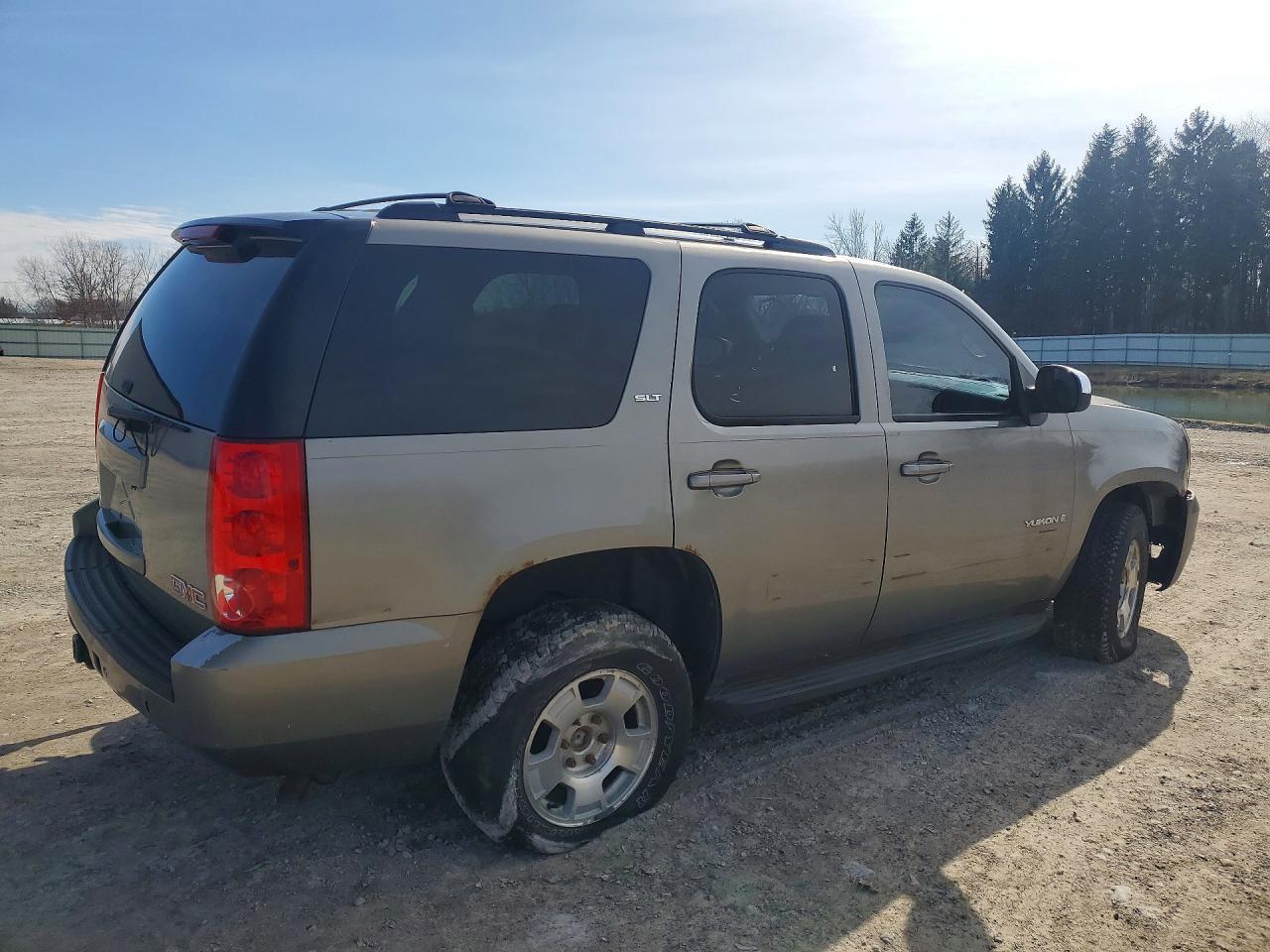 2009 GMC Yukon Slt - Фото 3