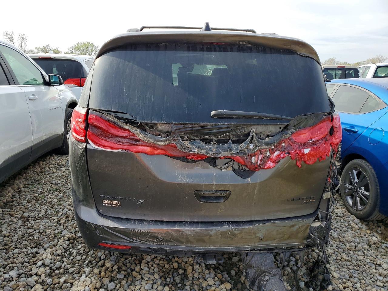 2023 Chrysler Pacifica Limited - Image 6