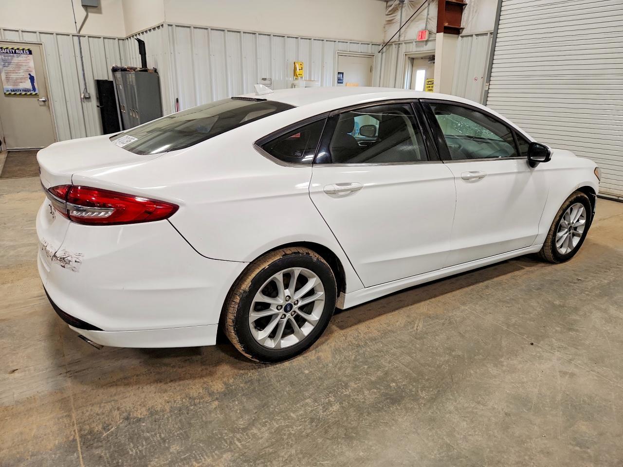 2019 Ford Fusion Se - Фото 3