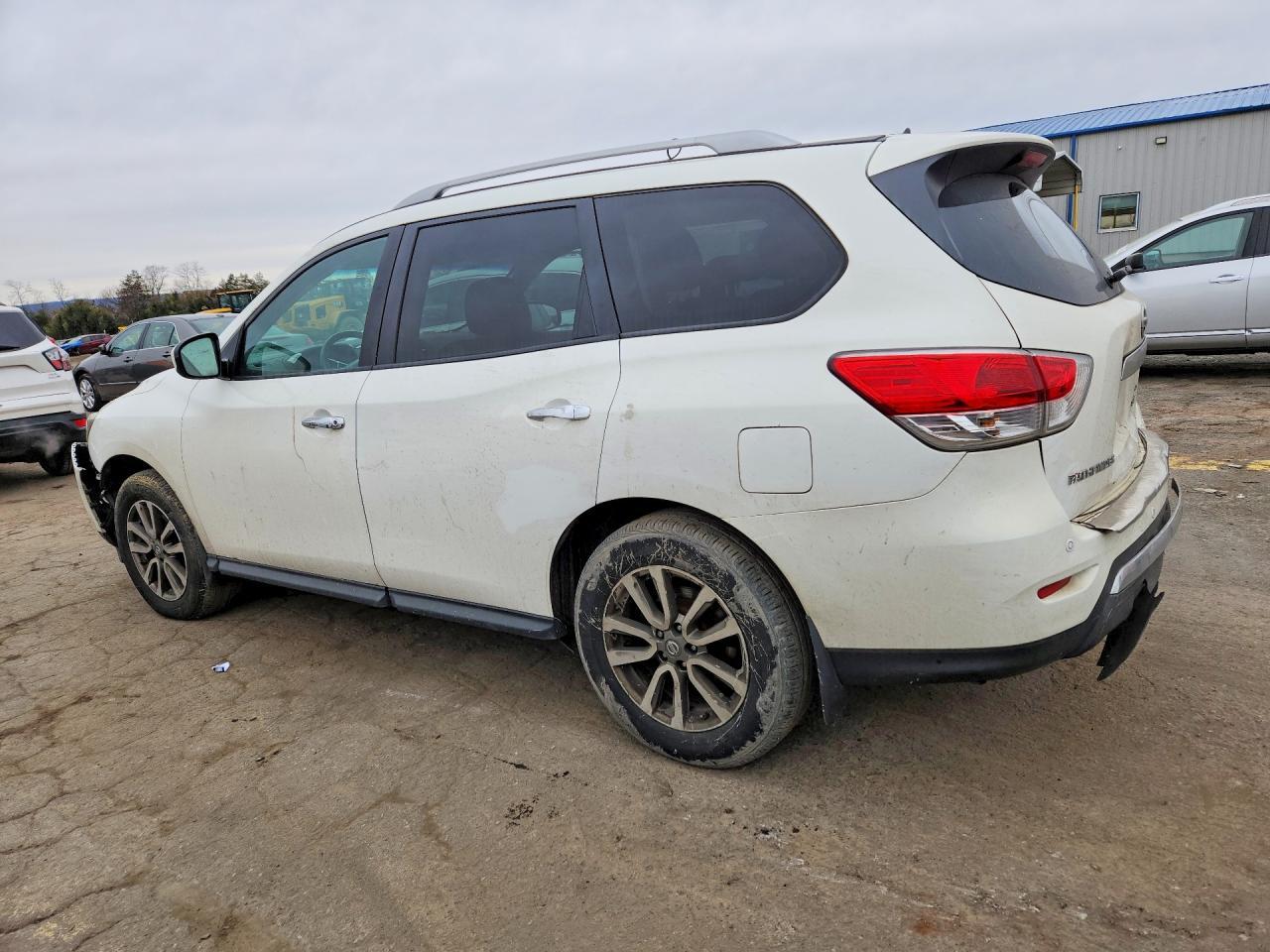 2014 Nissan Pathfinder Sv - Фото 2