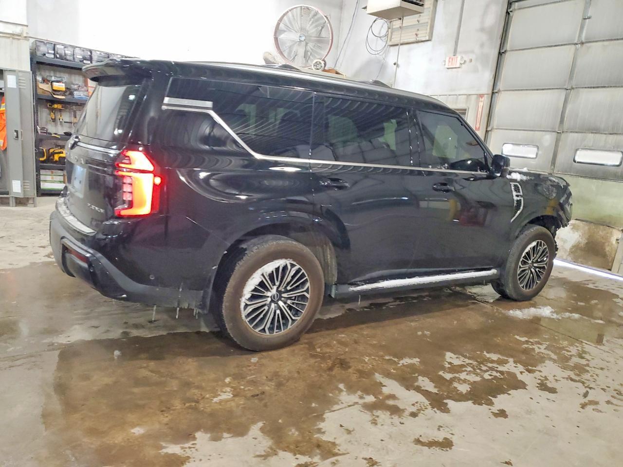 2025 Nissan Armada Platinum - Фото 3