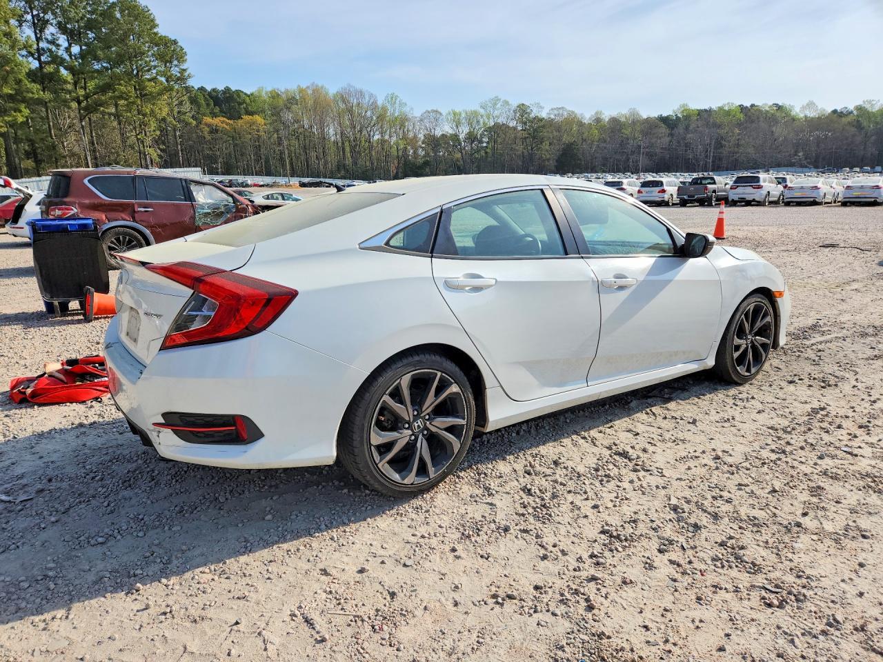 2021 Honda Civic Sport - Фото 3