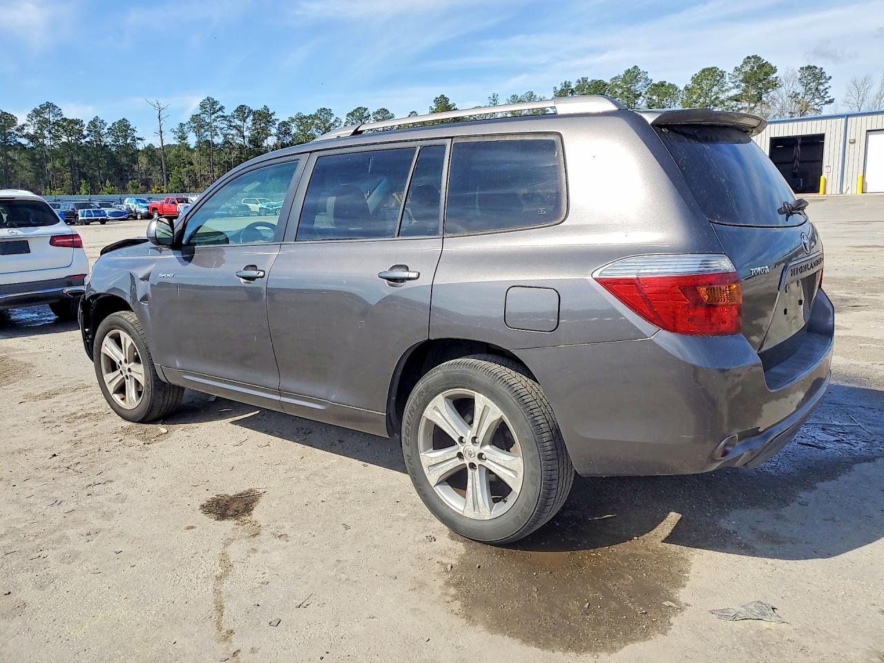 2008 Toyota Highlander Sport - Фото 2