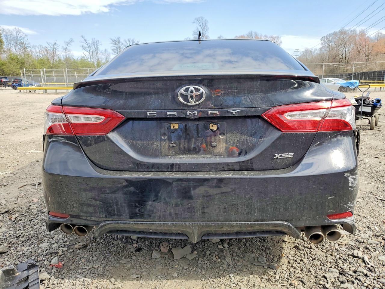 2020 Toyota Camry Xse - Фото 6