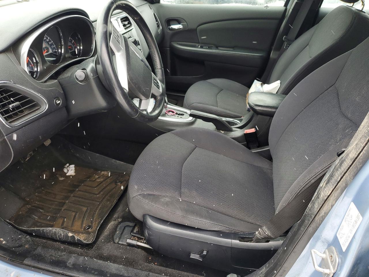 2012 Chrysler 200 Lx - Фото 7