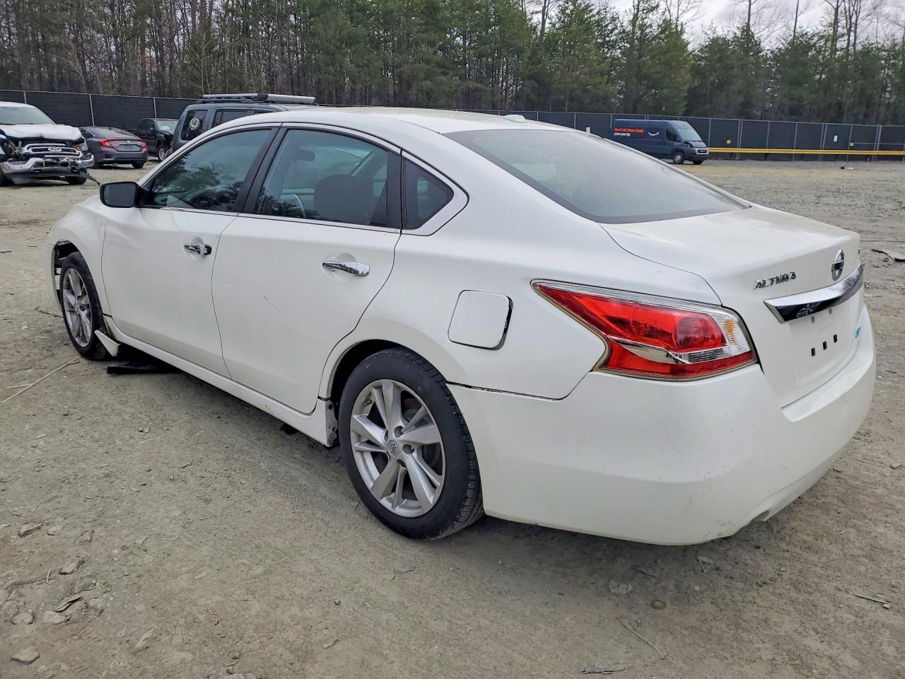 2013 Nissan Altima 2.5 Sv - Фото 2