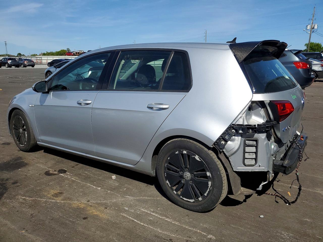 2016 Volkswagen E-Golf Se - Фото 2