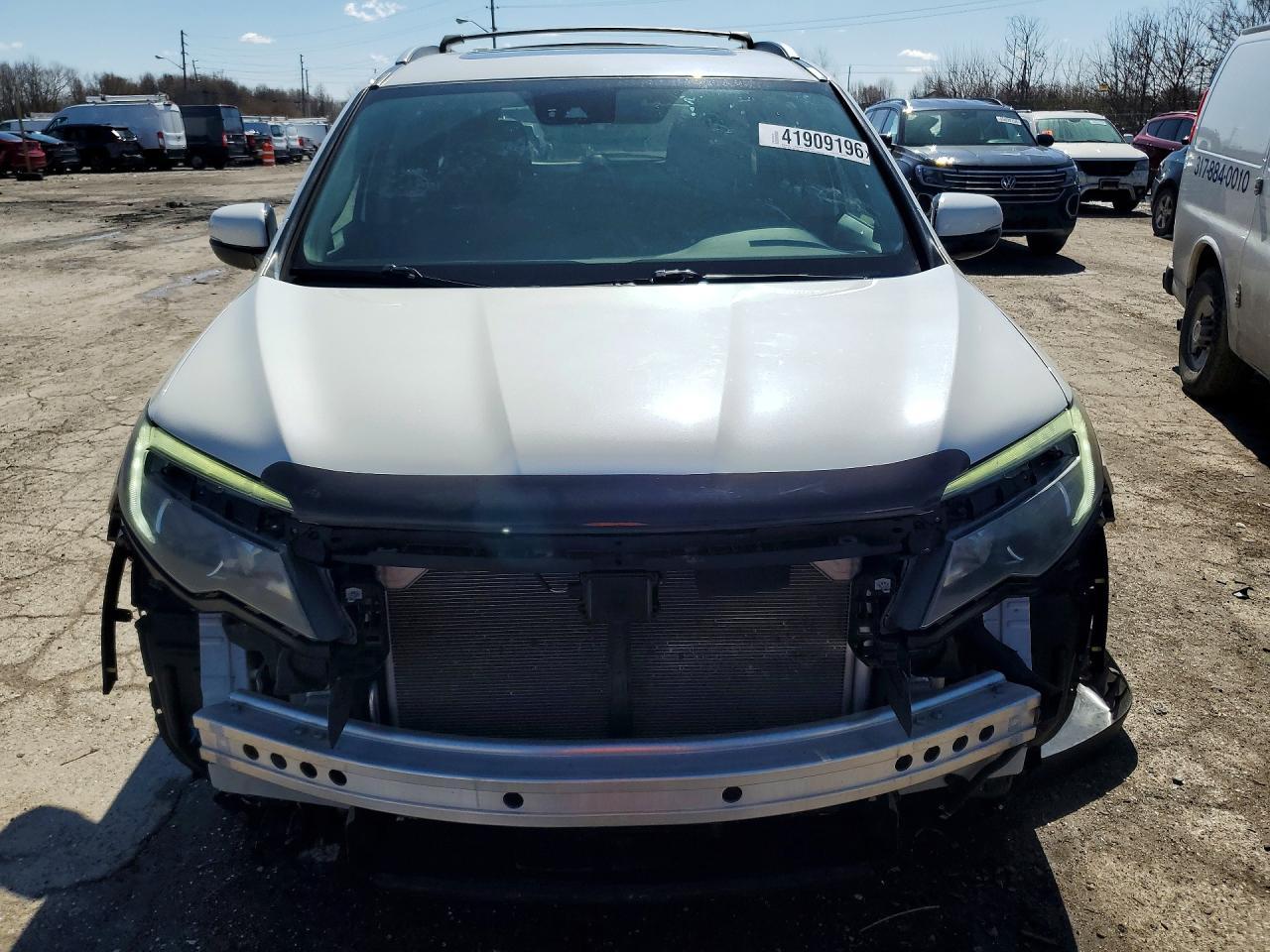 2017 Honda Pilot - Image 5