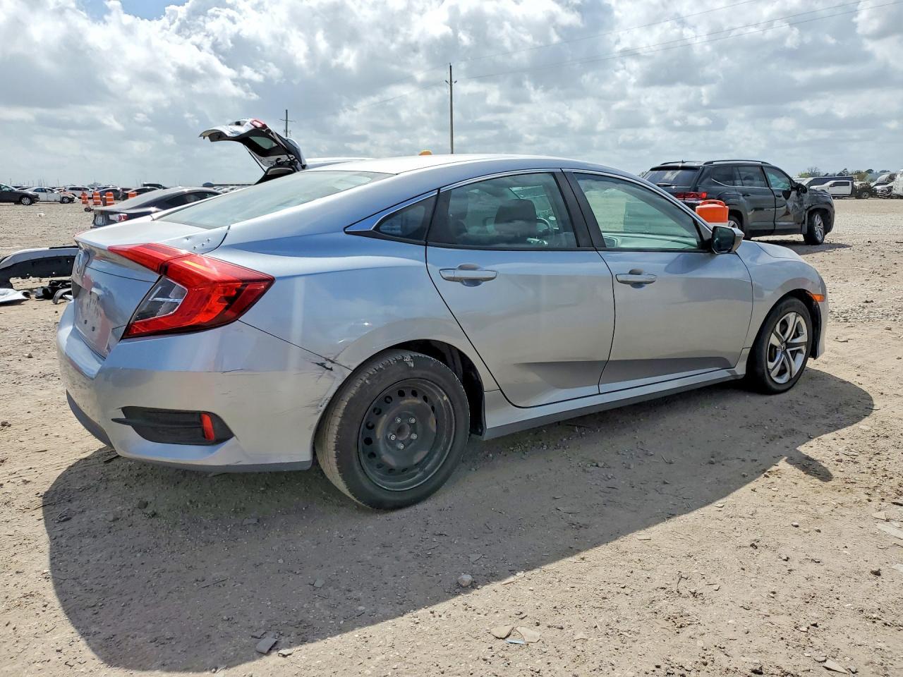 2018 Honda Civic Lx - Image 3