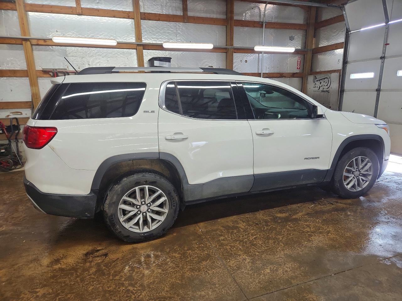 2018 GMC Acadia Sle - Image 3