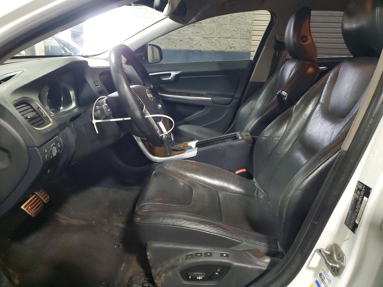 2014 Volvo S60 T5 - Image 7