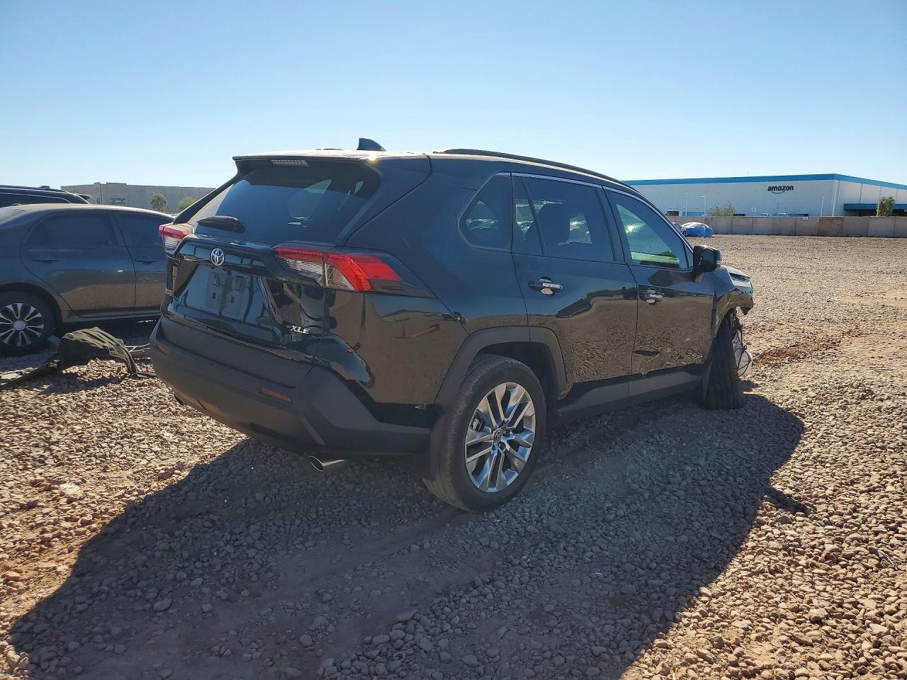 2025 Toyota Rav4 Xle Premium - Image 3