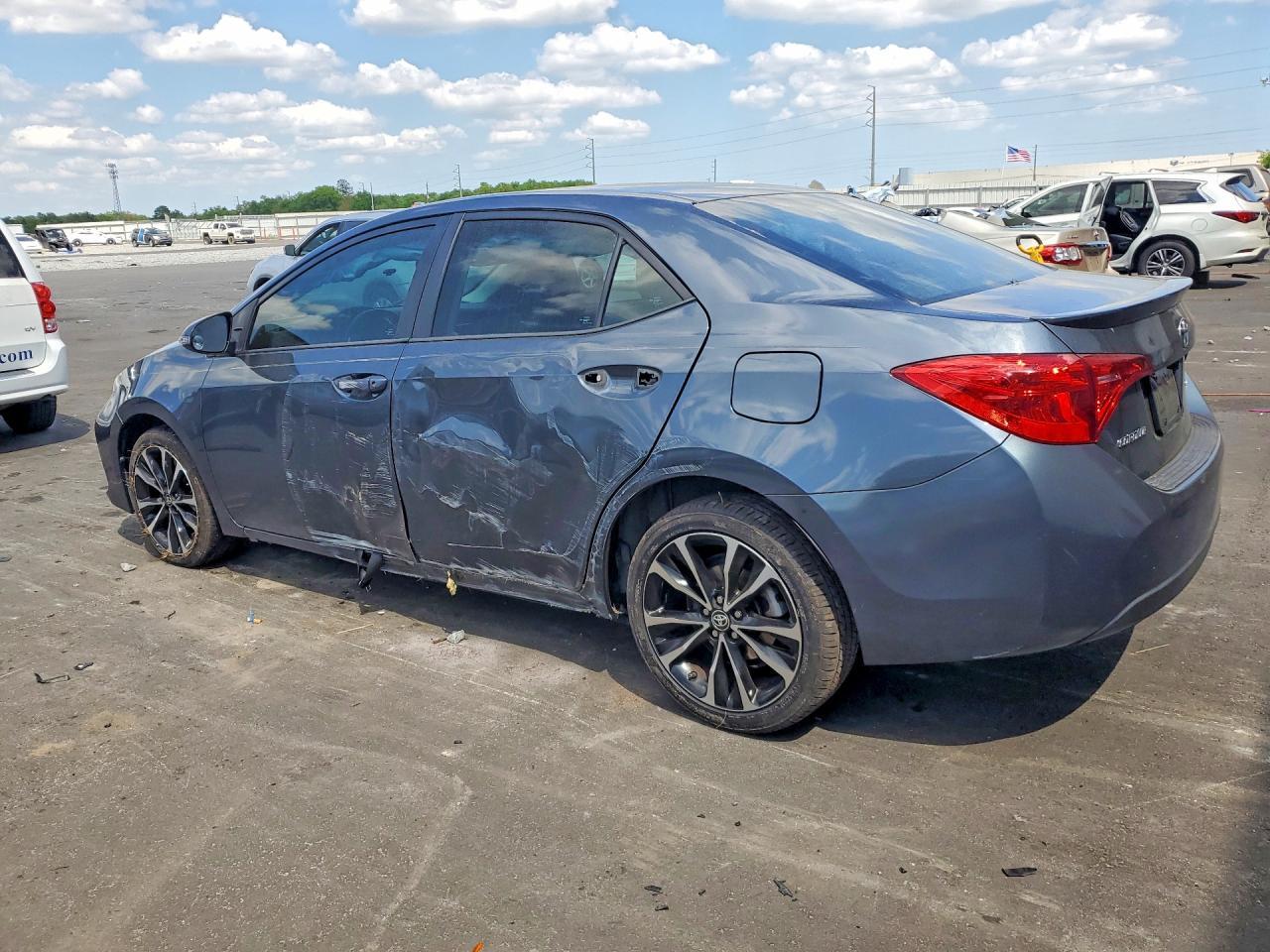 2018 Toyota Corolla Le - Фото 2
