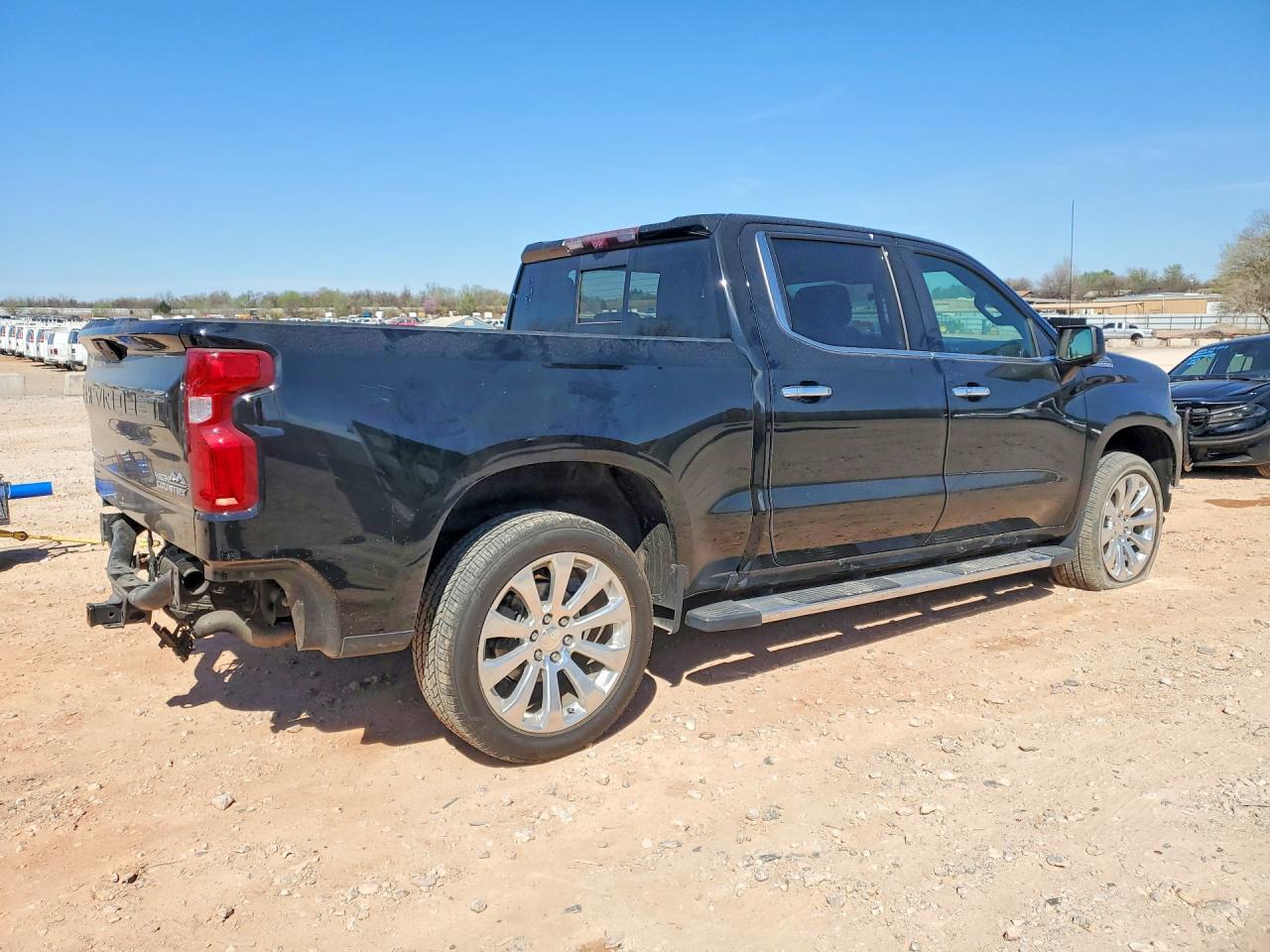 2021 Chevrolet Silverado K1500 High Country - Image 3
