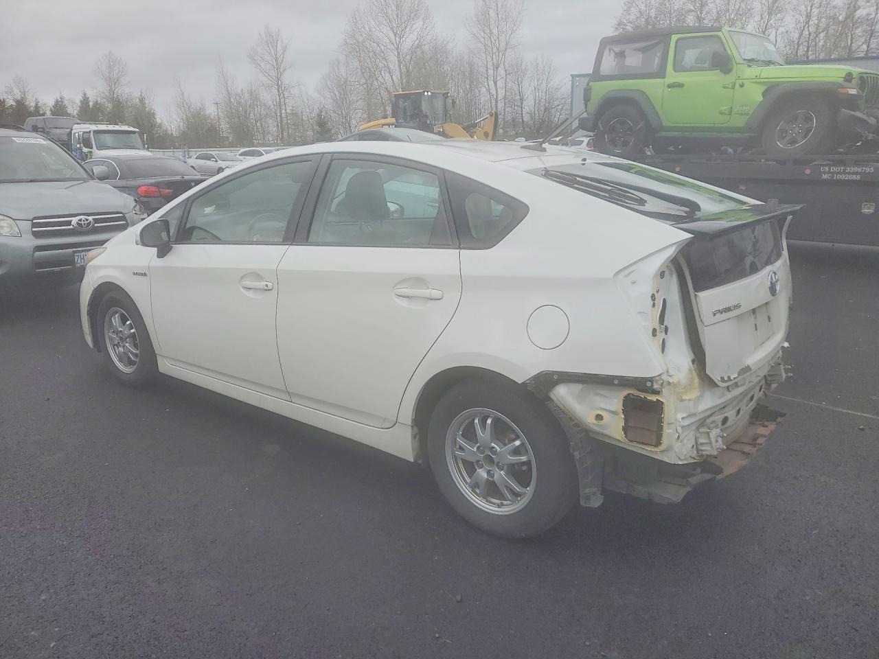 2010 Toyota Prius Iii - Фото 2