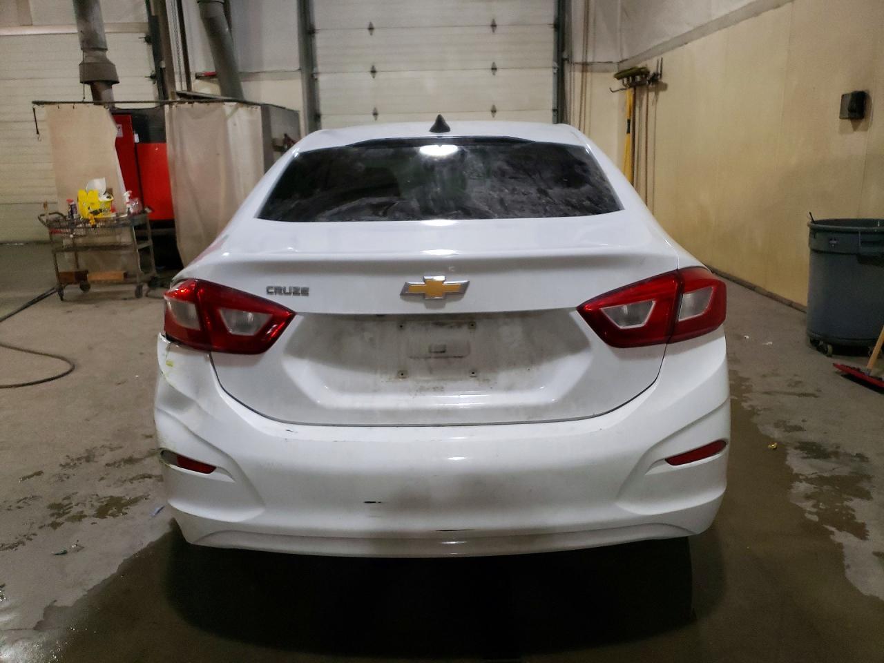 2019 Chevrolet Cruze Ls - Фото 6