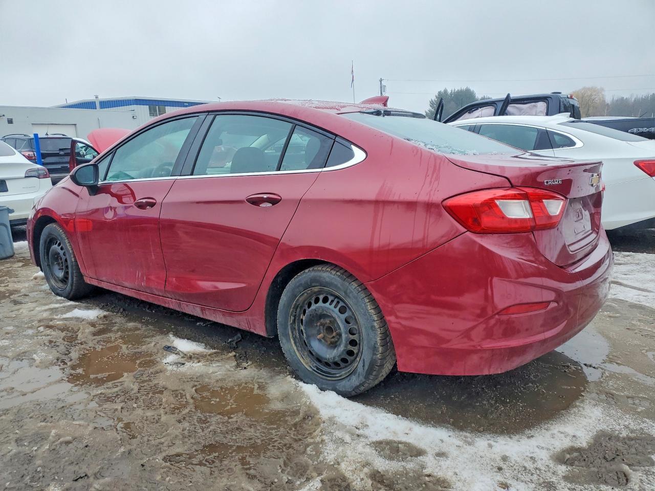 2017 Chevrolet Cruze Lt - Image 2