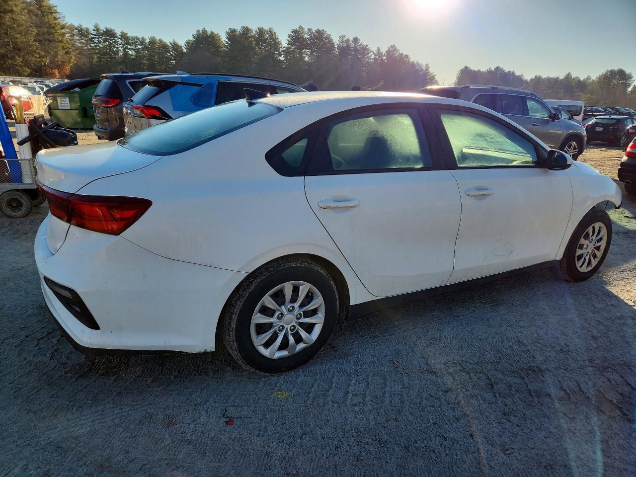 2019 Kia Forte Fe - Фото 3