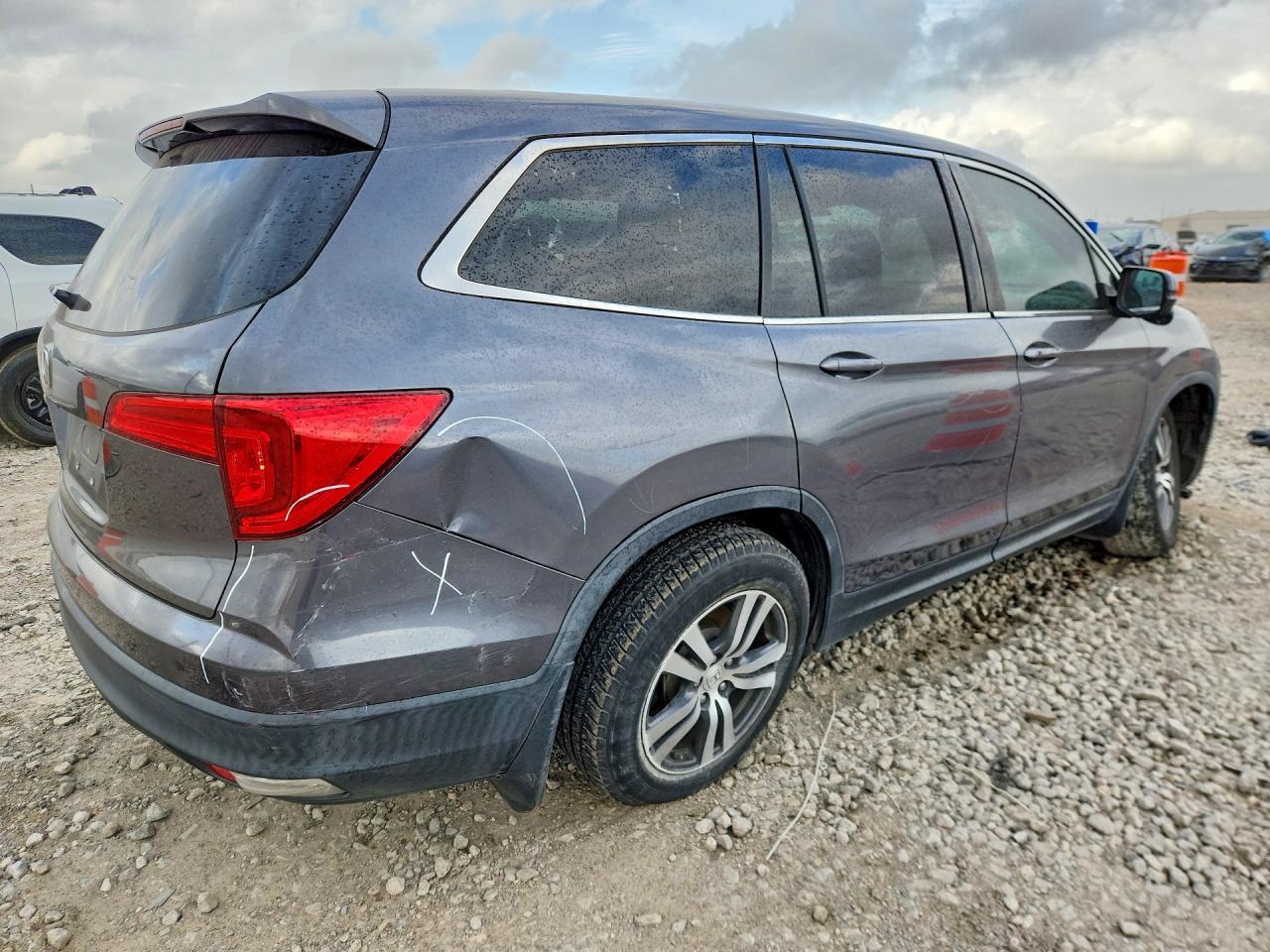 2017 Honda Pilot Elite - Фото 3