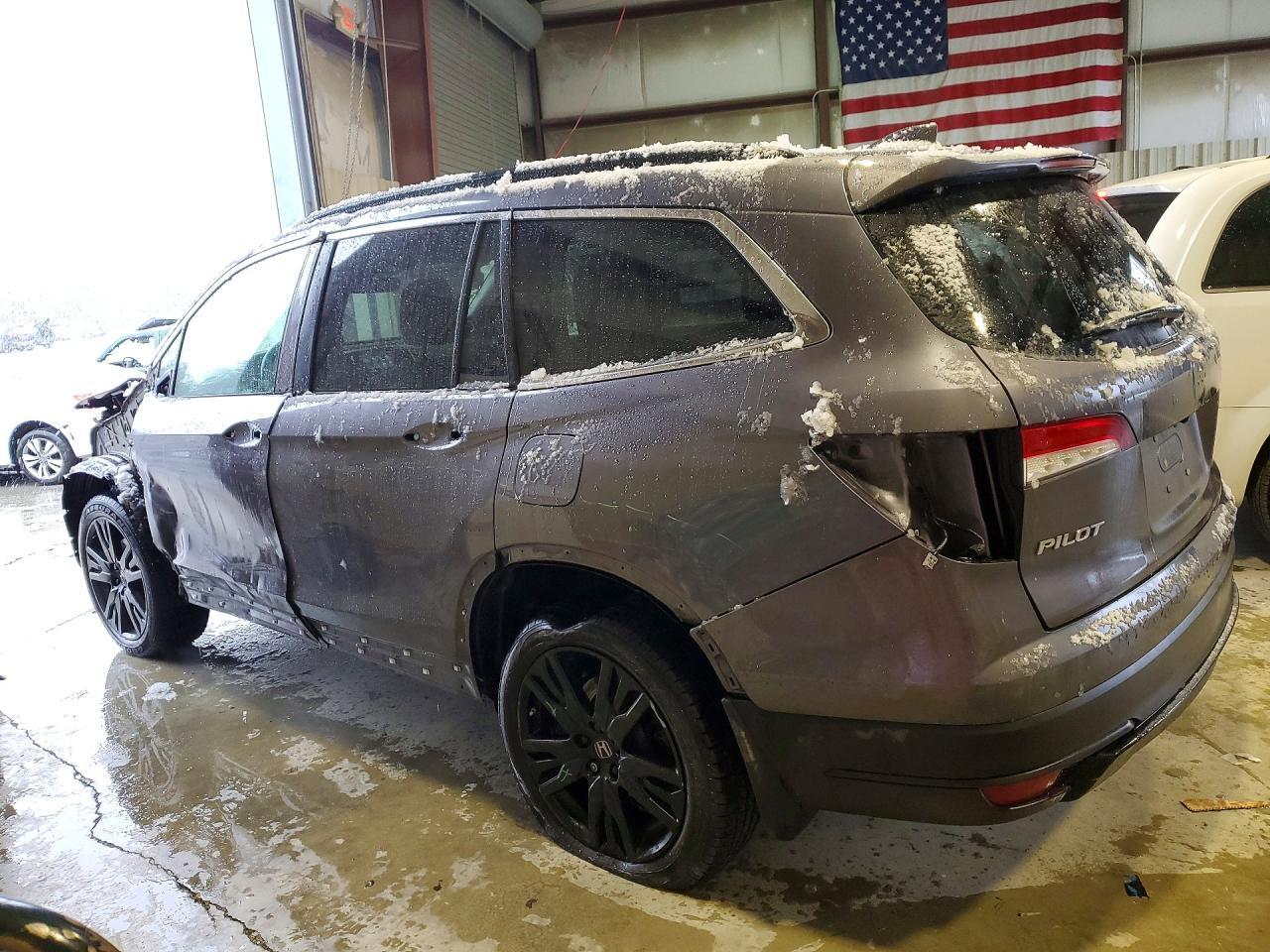 2022 Honda Pilot Se - Фото 2