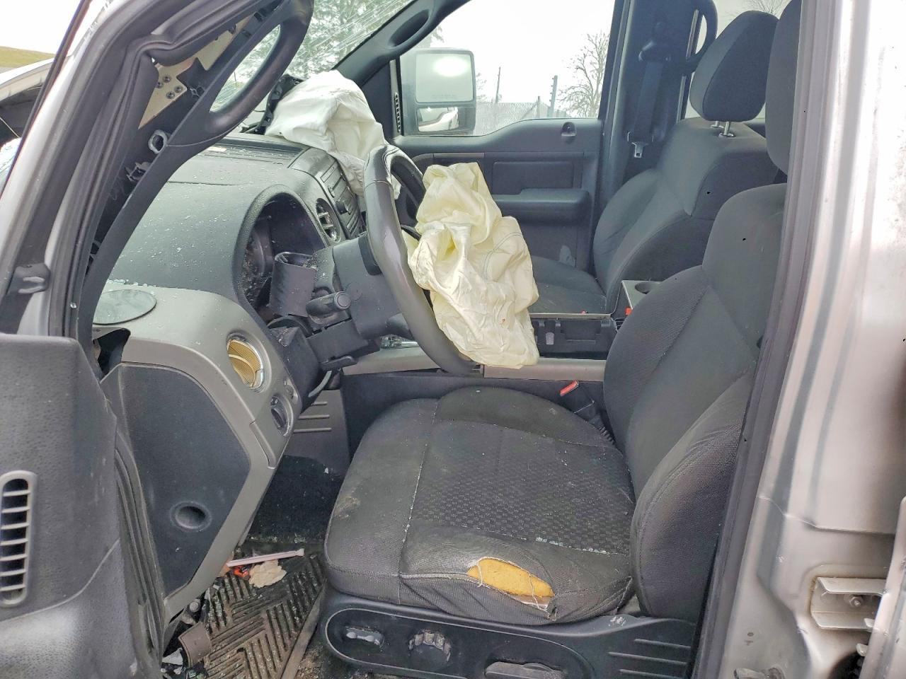 2007 Ford F150 Supercrew - Image 7