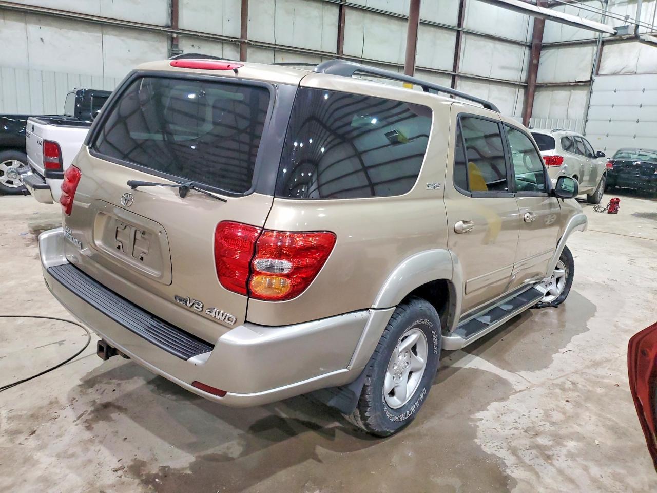 2002 Toyota Sequoia Sr5 - Фото 3