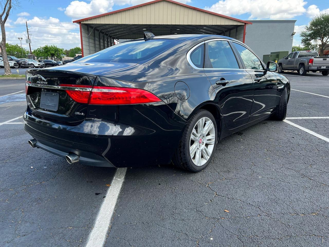 2016 Jaguar Xf Premium - Фото 4