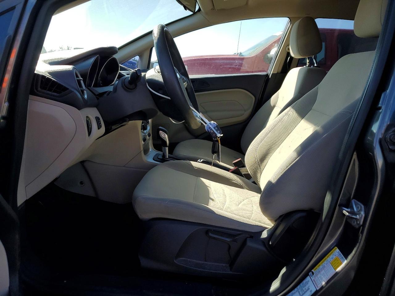 2017 Ford Fiesta Se - Фото 7