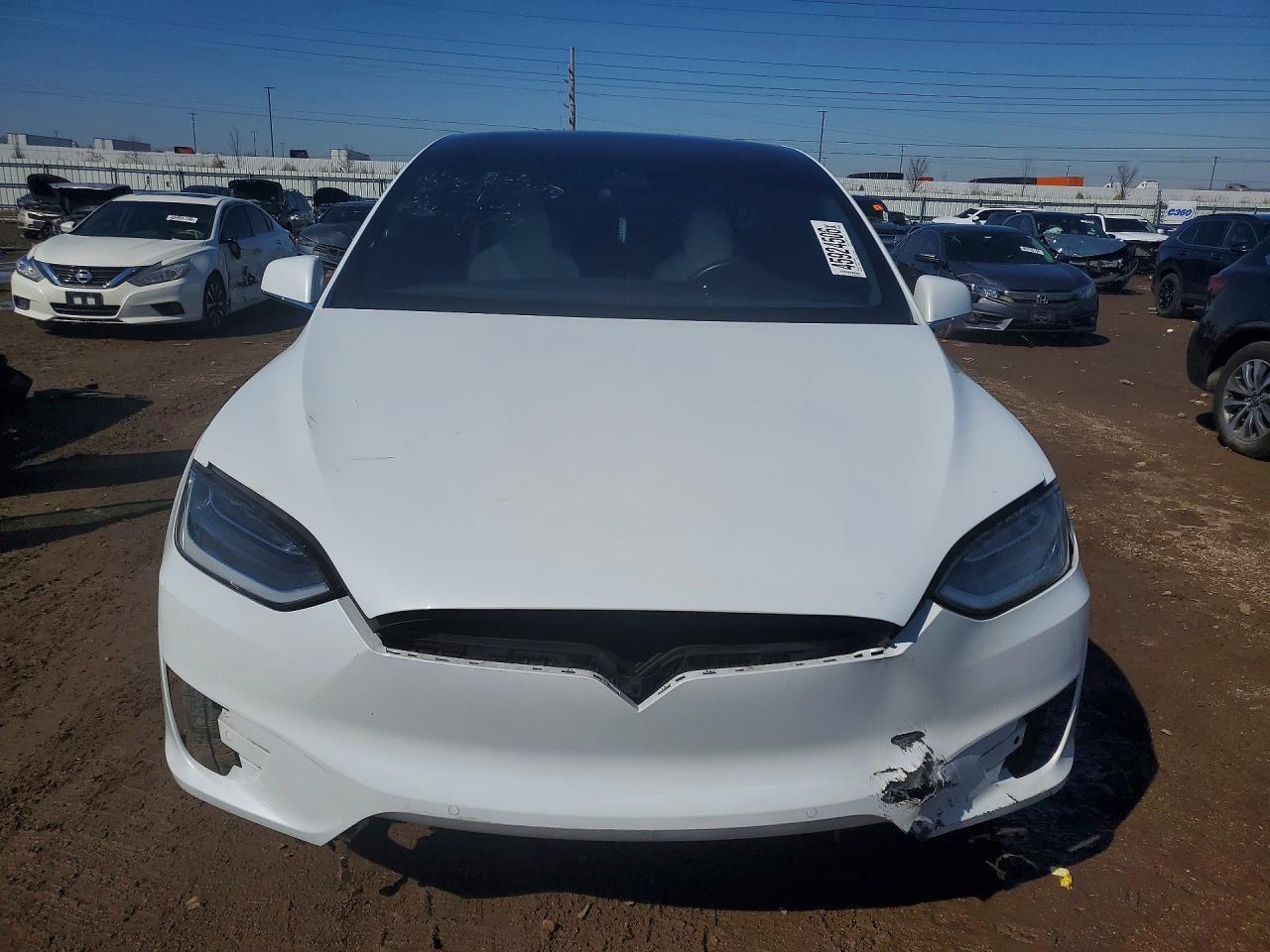 2018 Tesla Model X - Фото 5