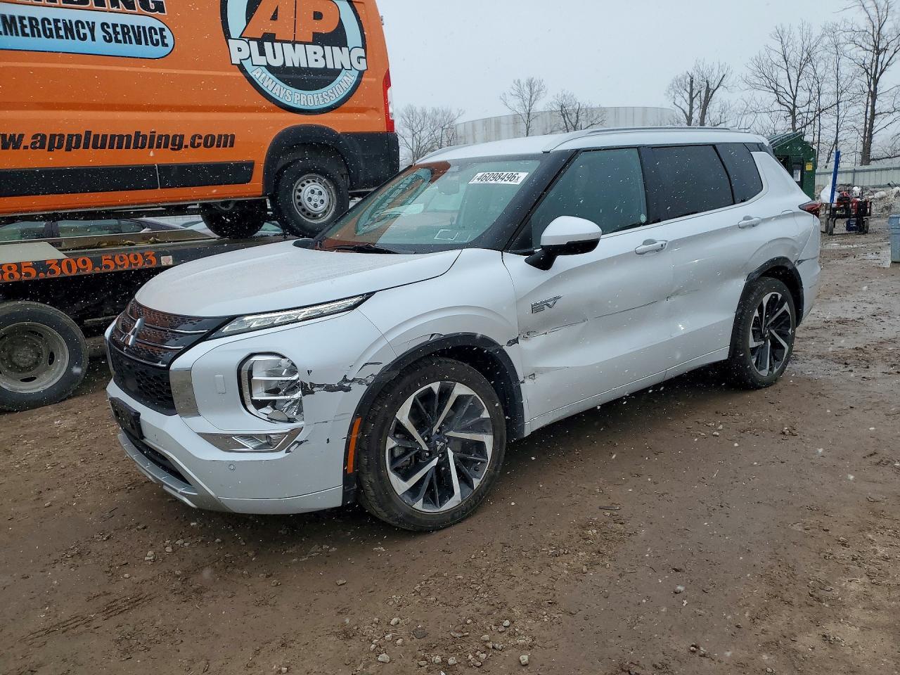 2023 Mitsubishi Outlander Sel