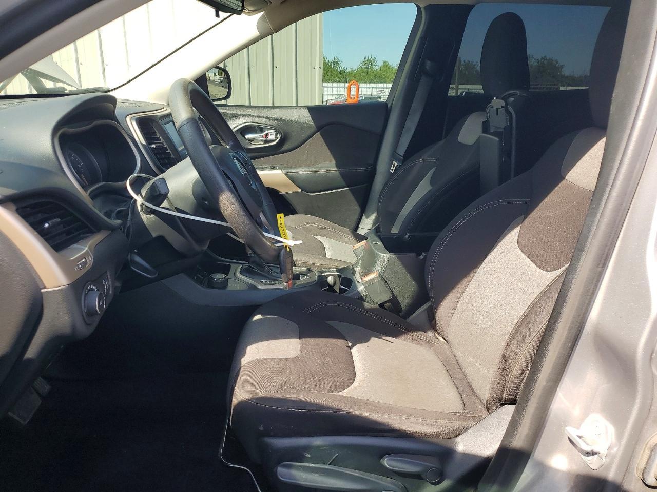 2018 Jeep Cherokee Latitude - Фото 7