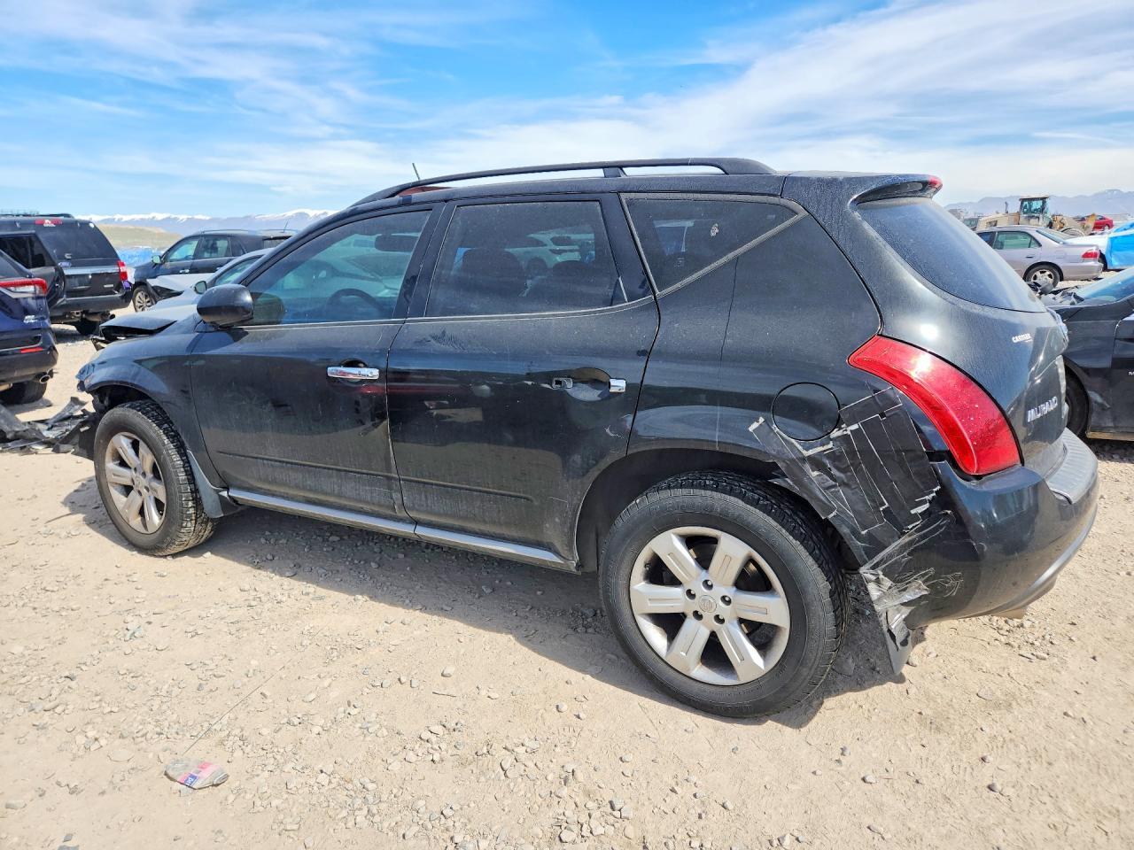 2007 Nissan Murano S - Image 2