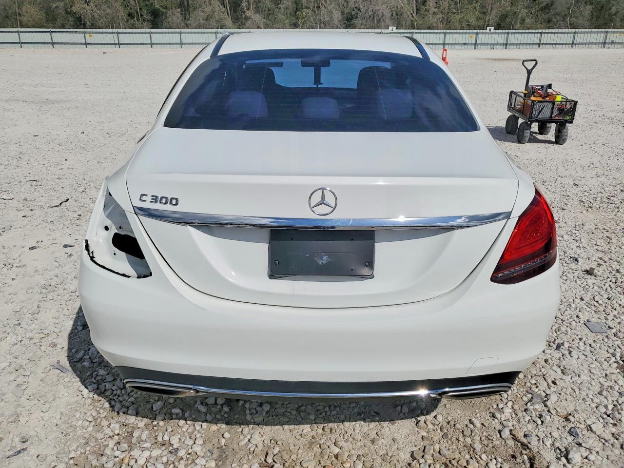 2020 Mercedes-Benz C 300 - Фото 6