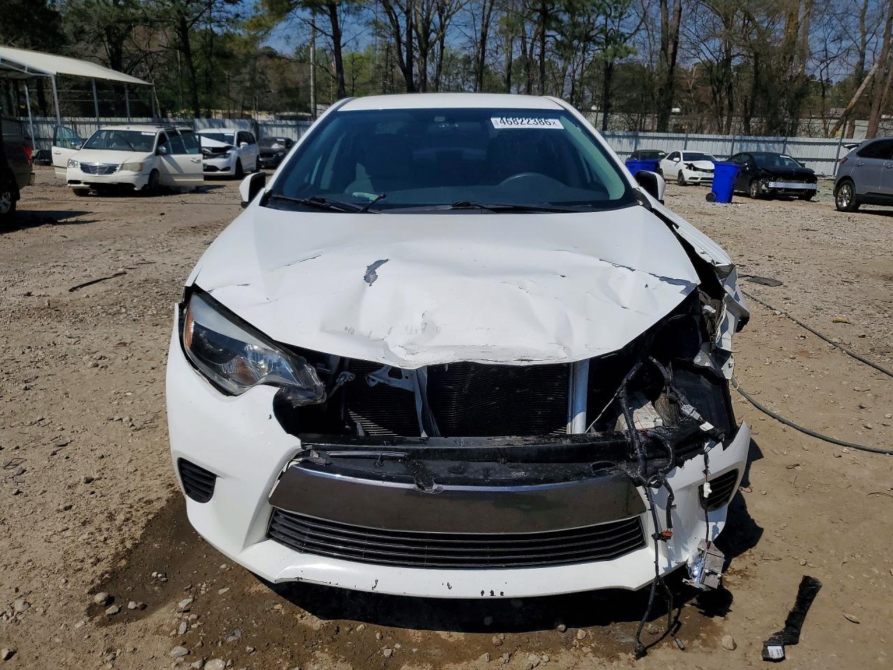 2015 Toyota Corolla Le - Image 5