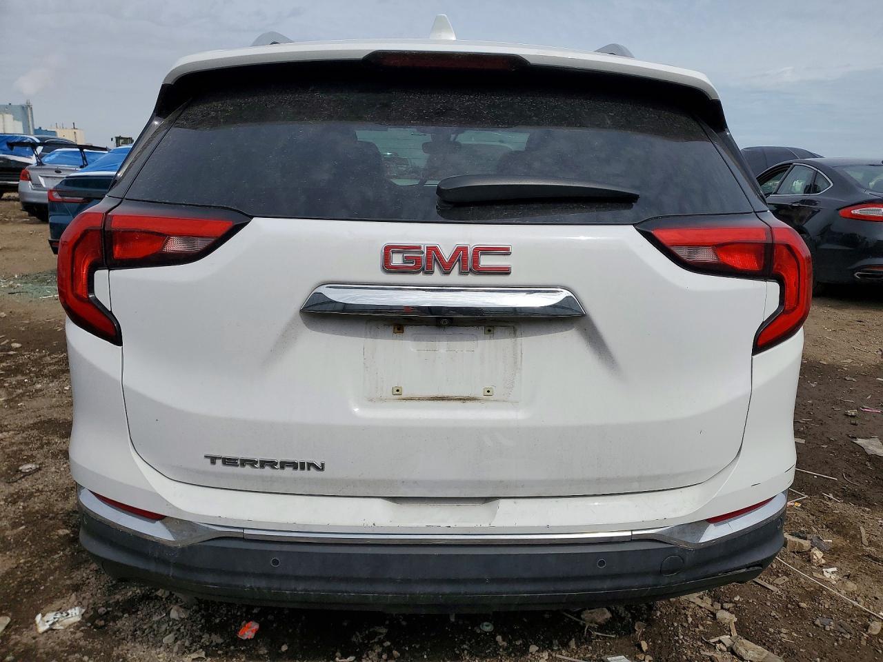2020 GMC Terrain - Фото 6